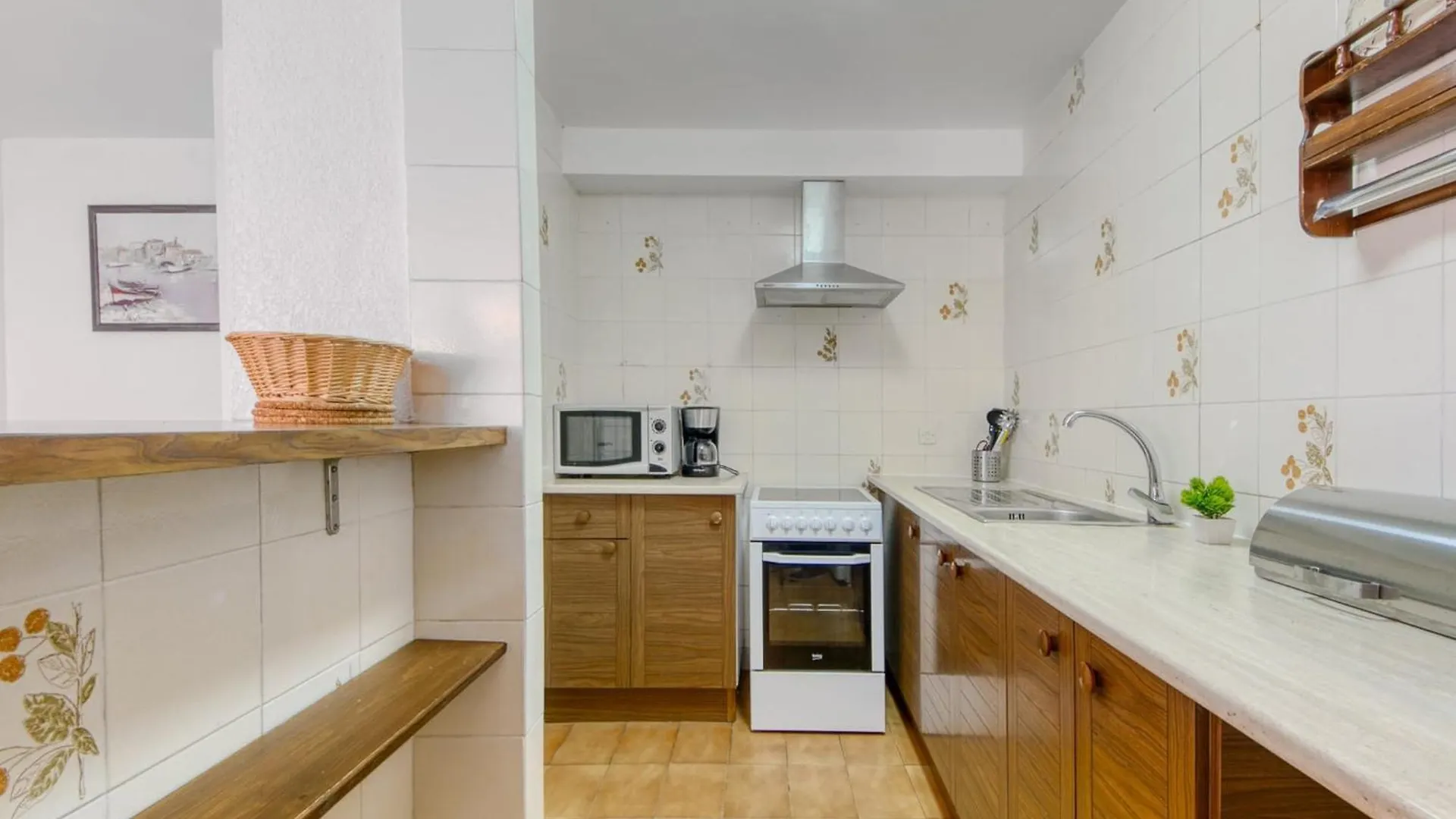 Posh Apartment In Roses Centro Spain